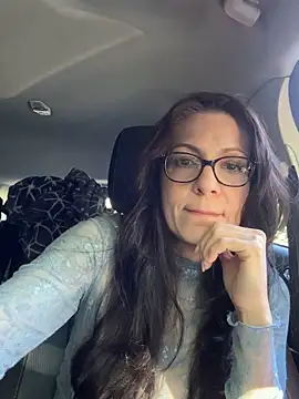 BeautifulMesss online show from October 2025 04:07:02 PM