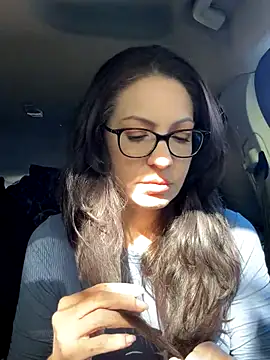 BeautifulMesss online show from October 2025 03:38:02 PM