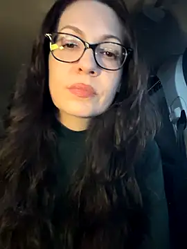 BeautifulMesss online show from December 2025 04:34:02 PM