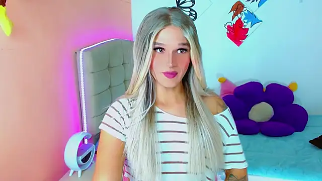 TaylorMon online show from October 2025 01:15:01 AM