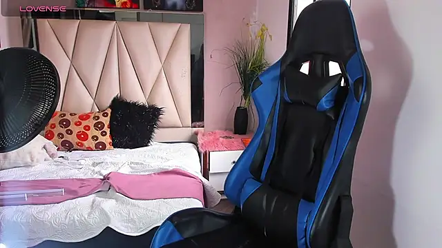 Backsex boy online show from March 2025 08:54:01 PM