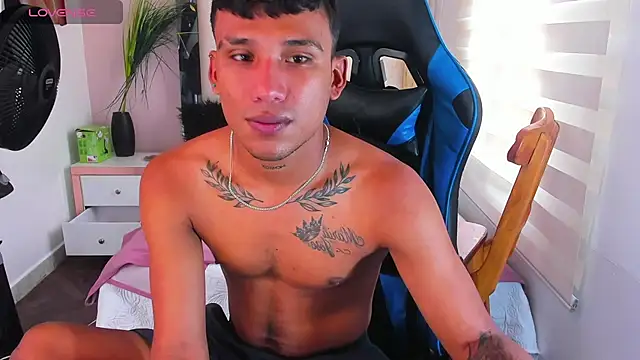 Backsex boy online show from March 2025 04:02:01 PM