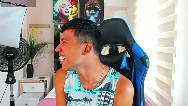 Backsex boy online show from March 2025 03:39:01 PM