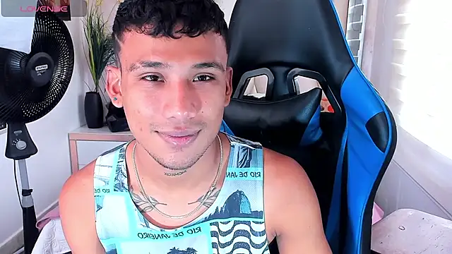 Backsex boy online show from March 2025 04:07:02 PM