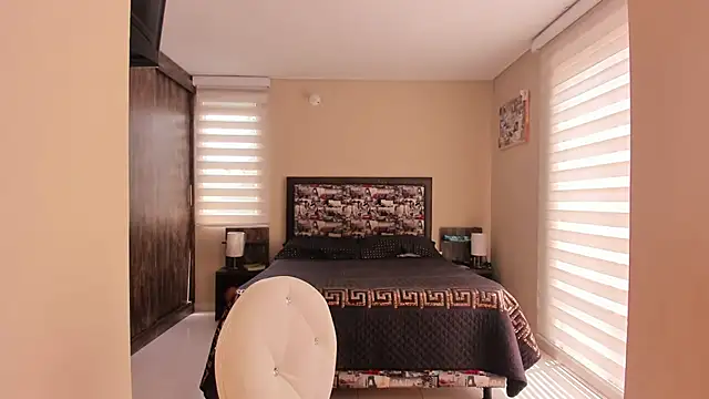 anabel 025 online show from March 2026 04:01:02 PM