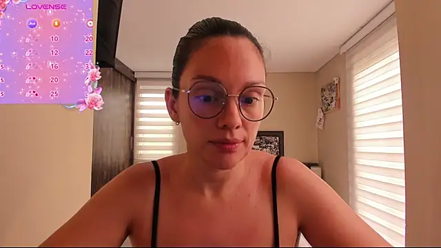 anabel 025 online show from May 2026 04:48:02 PM
