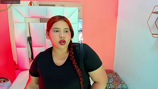 Alanna hot3 online show from March 2025 07:43:02 PM