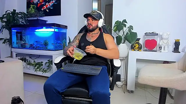 Johnnygrayson1 online show from October 2025 12:30:02 AM