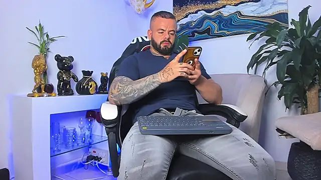 Johnnygrayson1 online show from February 2026 01:02:01 AM