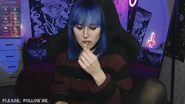 little Elika online show from December 2024 12:35:01 AM