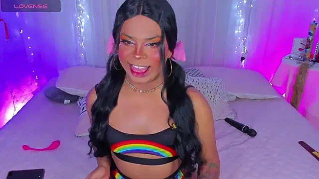 Snapshot of CuteRomi chatting on December 2024 11:10:02 PM CuteRomi online show from December 2024 11:10:02 PM