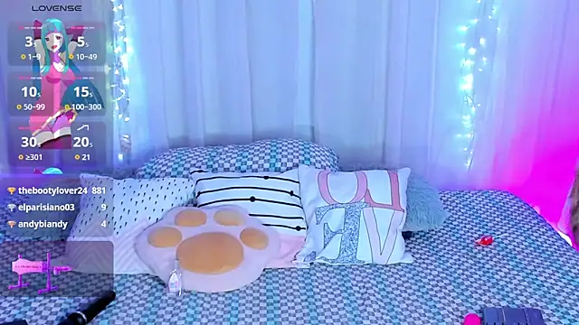 Snapshot of CuteRomi chatting on January 2025 09:51:02 PM CuteRomi online show from January 2025 09:51:02 PM