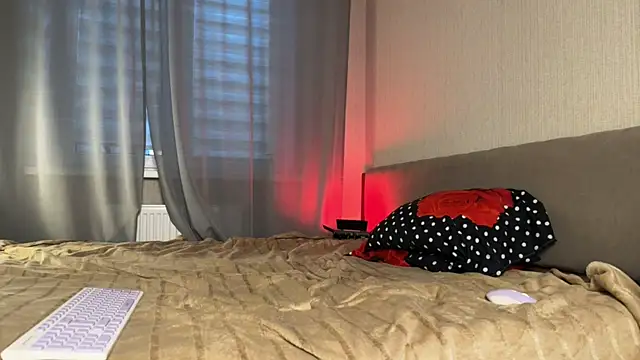 weshycouple online show from October 2025 07:25:02 PM