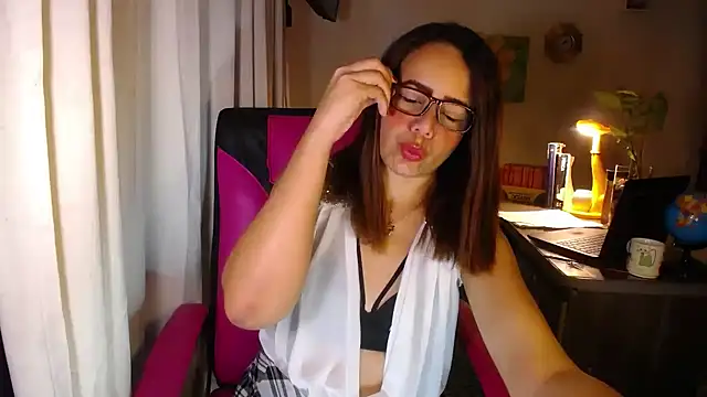 danielle rose 1 online show from June 2026 03:06:02 PM