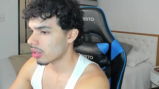 mateoleonee online show from January 2025 01:18:02 AM