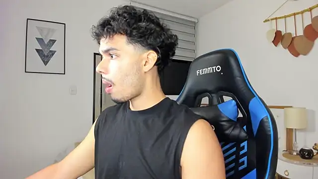 mateoleonee online show from February 2025 12:54:02 AM