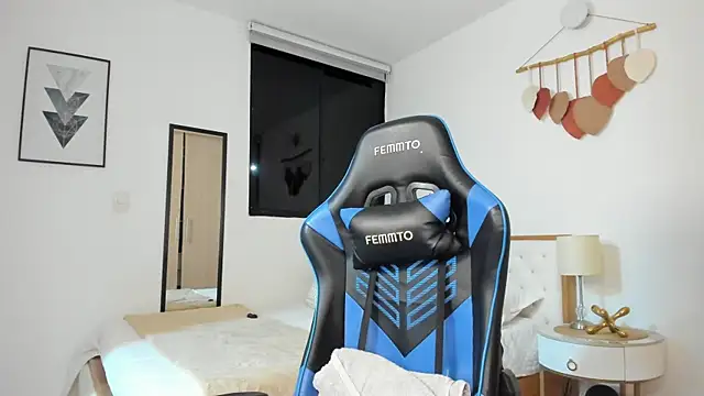 mateoleonee online show from March 2025 12:17:02 AM