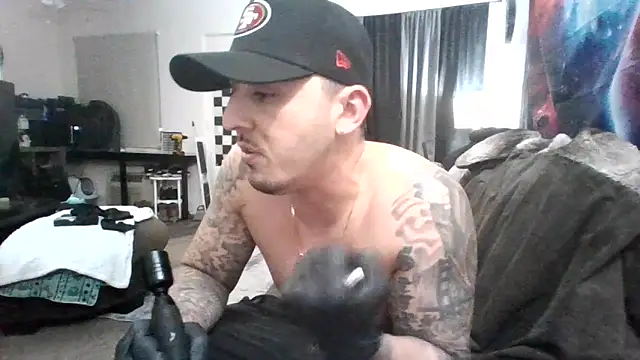 Snapshot of Antoniothedon chatting on December 2024 01:26:02 AM Antoniothedon online show from December 2024 01:26:02 AM