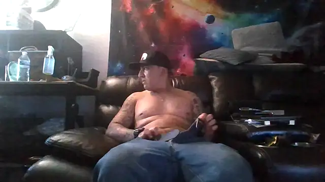 Snapshot of Antoniothedon chatting on September 2025 05:56:02 PM Antoniothedon online show from September 2025 05:56:02 PM