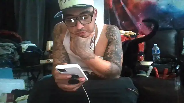 Snapshot of Antoniothedon chatting on January 2026 08:52:01 AM Antoniothedon online show from January 2026 08:52:01 AM