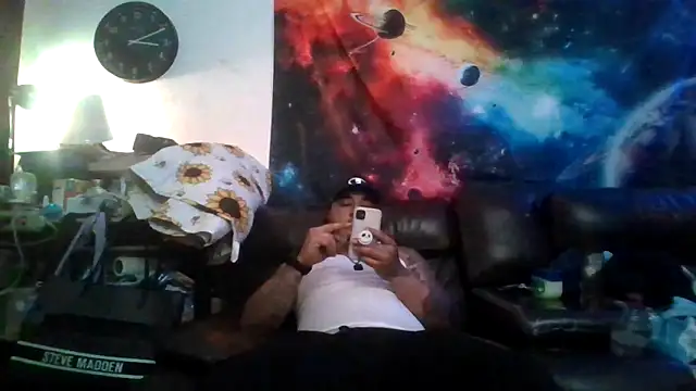 Snapshot of Antoniothedon chatting on April 2026 11:15:01 AM Antoniothedon online show from April 2026 11:15:01 AM