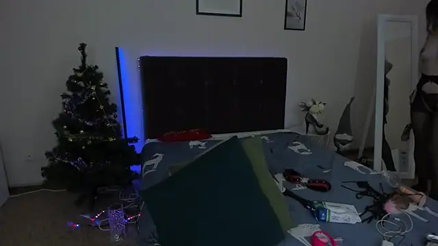 CassieEvans online show from December 2024 06:56:01 AM