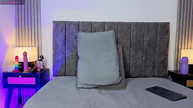 Ema Stone65 online show from February 2026 08:05:01 PM