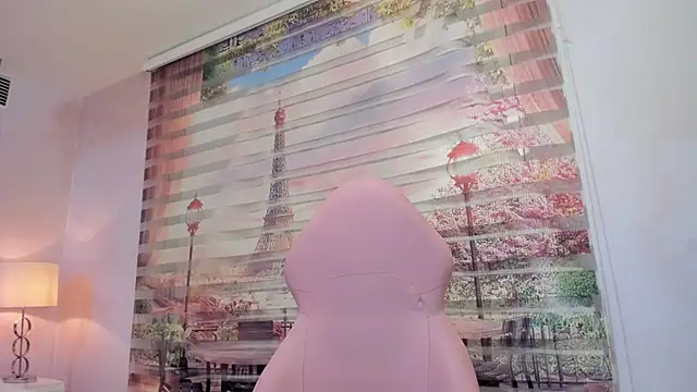 Isa little4u online show from October 2025 04:34:01 AM