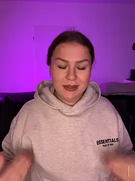 Fancy-Francy online show from November 2025 06:42:02 PM