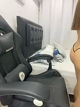 Snapshot of Belissa_miller chatting on September 2025 07:05:01 PM Belissa miller online show from September 2025 07:05:01 PM