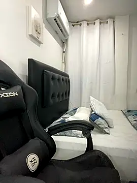 Snapshot of Belissa_miller chatting on November 2025 07:14:02 PM Belissa miller online show from November 2025 07:14:02 PM