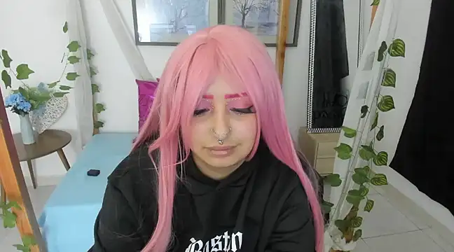 Snapshot of lussyevans24 chatting on February 2025 09:20:02 AM lussyevans24 online show from February 2025 09:20:02 AM