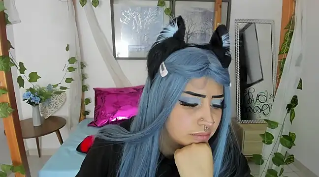 Snapshot of lussyevans24 chatting on February 2025 10:34:01 AM lussyevans24 online show from February 2025 10:34:01 AM