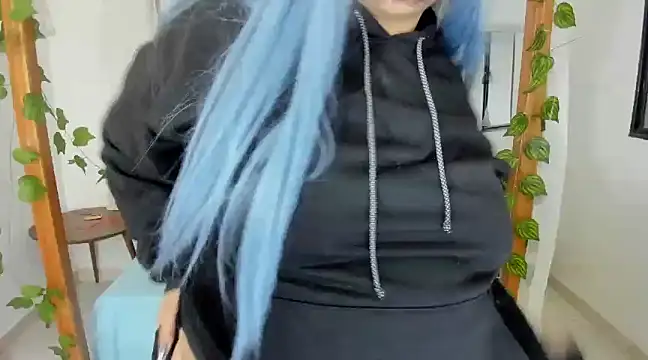 Snapshot of lussyevans24 chatting on February 2025 06:40:01 AM lussyevans24 online show from February 2025 06:40:01 AM