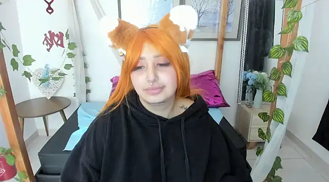 Snapshot of lussyevans24 chatting on March 2025 09:24:02 AM lussyevans24 online show from March 2025 09:24:02 AM