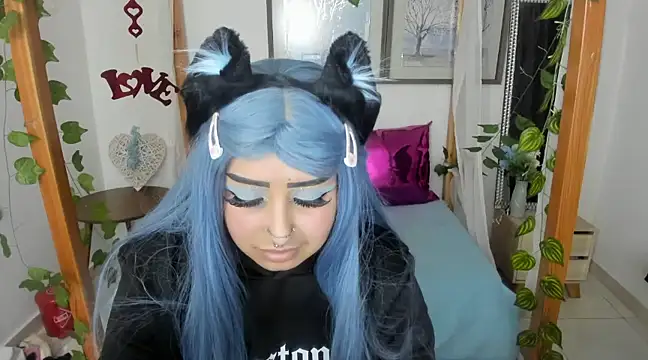 Snapshot of lussyevans24 chatting on March 2025 03:24:01 AM lussyevans24 online show from March 2025 03:24:01 AM