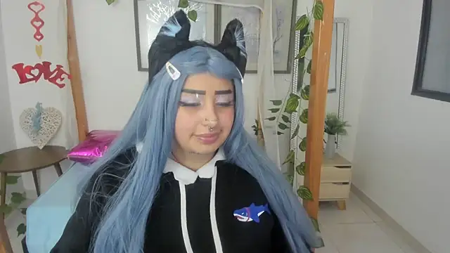 Snapshot of lussyevans24 chatting on March 2025 06:42:02 AM lussyevans24 online show from March 2025 06:42:02 AM