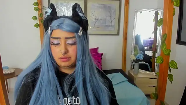 Snapshot of lussyevans24 chatting on March 2025 07:47:02 AM lussyevans24 online show from March 2025 07:47:02 AM