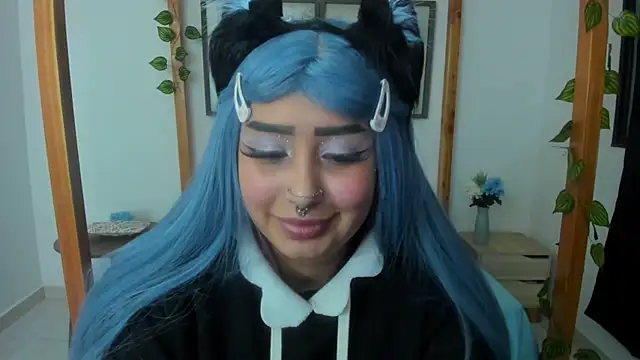 Snapshot of lussyevans24 chatting on March 2025 03:44:02 AM lussyevans24 online show from March 2025 03:44:02 AM