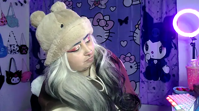 Snapshot of lussyevans24 chatting on September 2025 05:51:01 AM lussyevans24 online show from September 2025 05:51:01 AM