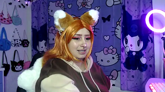 Snapshot of lussyevans24 chatting on October 2025 04:53:02 AM lussyevans24 online show from October 2025 04:53:02 AM