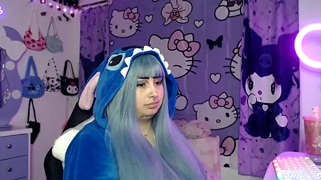 Snapshot of lussyevans24 chatting on October 2025 05:05:01 AM lussyevans24 online show from October 2025 05:05:01 AM