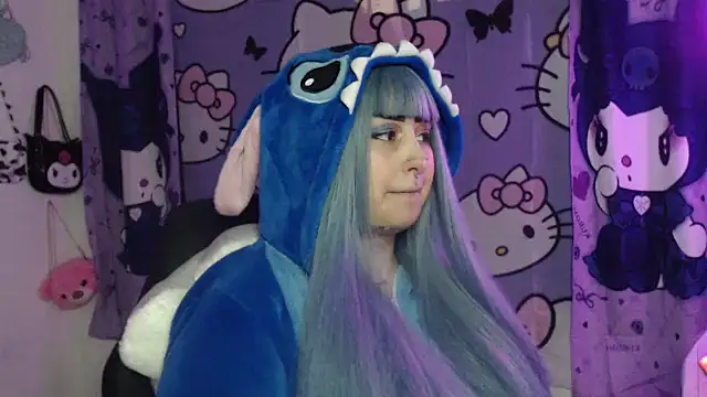 Snapshot of lussyevans24 chatting on October 2025 06:12:02 AM lussyevans24 online show from October 2025 06:12:02 AM