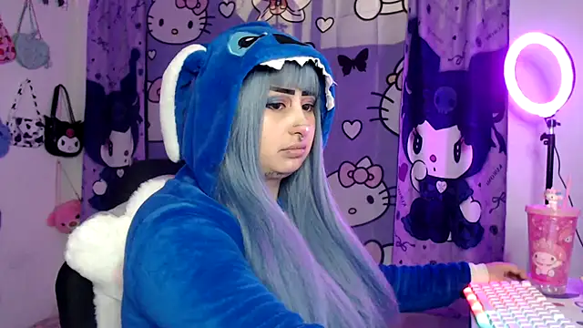 Snapshot of lussyevans24 chatting on October 2025 05:17:02 AM lussyevans24 online show from October 2025 05:17:02 AM