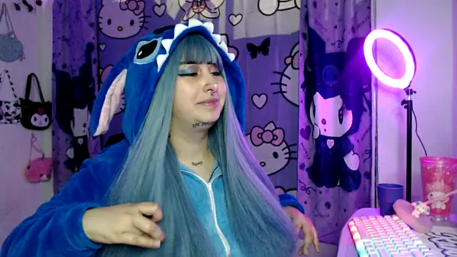 Snapshot of lussyevans24 chatting on October 2025 06:16:02 AM lussyevans24 online show from October 2025 06:16:02 AM