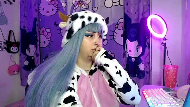 Snapshot of lussyevans24 chatting on October 2025 05:52:01 AM lussyevans24 online show from October 2025 05:52:01 AM