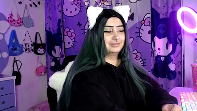 Snapshot of lussyevans24 chatting on October 2025 05:26:02 AM lussyevans24 online show from October 2025 05:26:02 AM