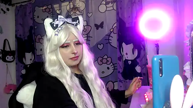 Snapshot of lussyevans24 chatting on November 2025 04:23:01 AM lussyevans24 online show from November 2025 04:23:01 AM