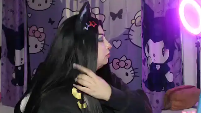 Snapshot of lussyevans24 chatting on November 2025 07:07:01 AM lussyevans24 online show from November 2025 07:07:01 AM