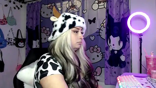 Snapshot of lussyevans24 chatting on November 2025 04:57:02 AM lussyevans24 online show from November 2025 04:57:02 AM